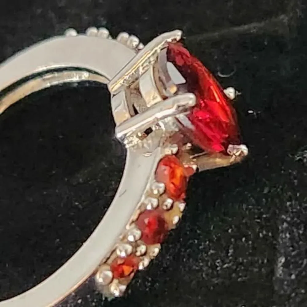 Sterling Silver 925 Ring, Garnet Center Stone, Size 6.5-7